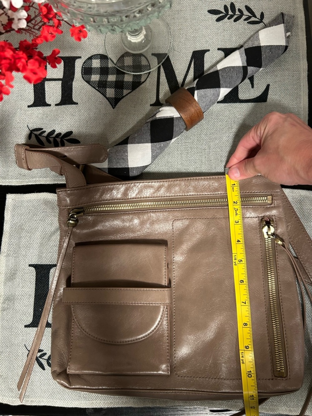 HOBO Taupe Leather Crossbody with Matching Taupe Wallet - Picture 4 of 16